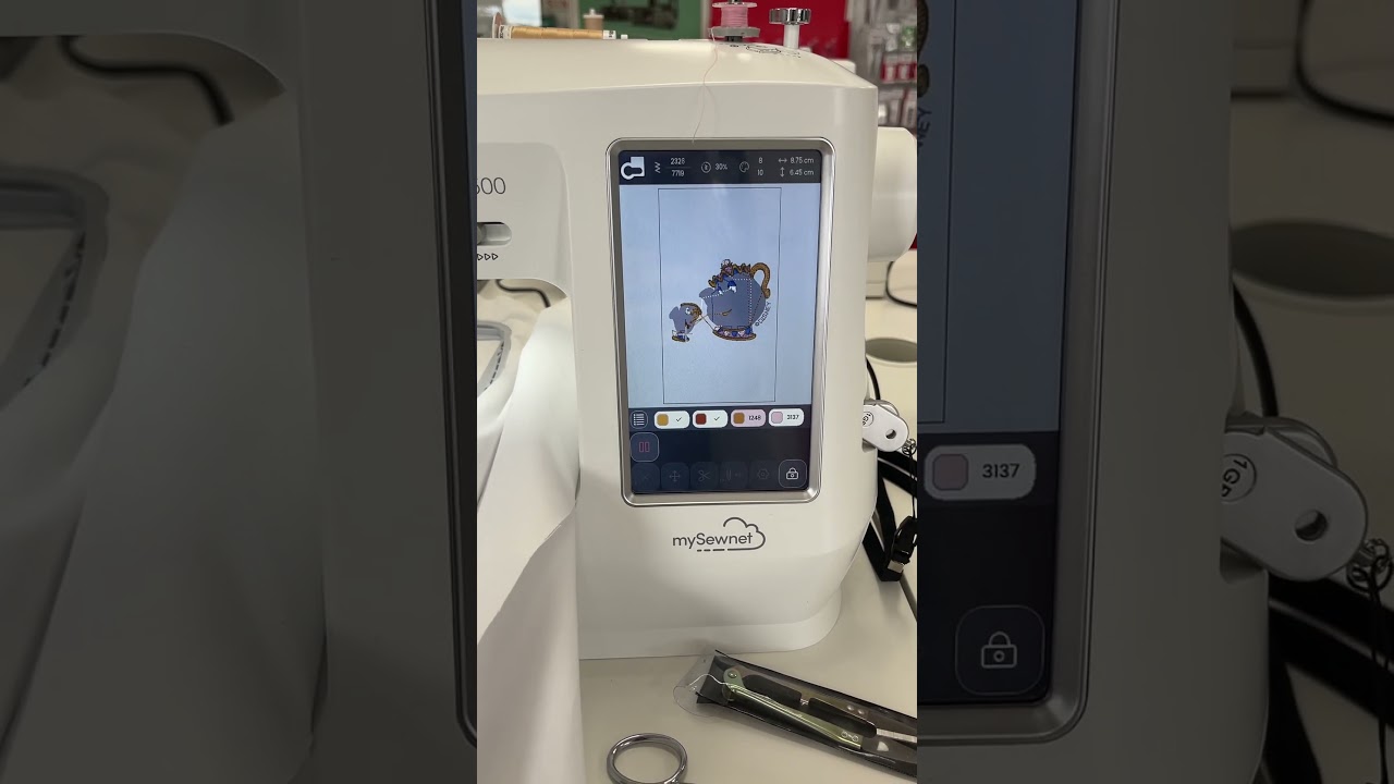 Singer Futura 500 brodeuse et machine à coudre #sewing #sewingmachine