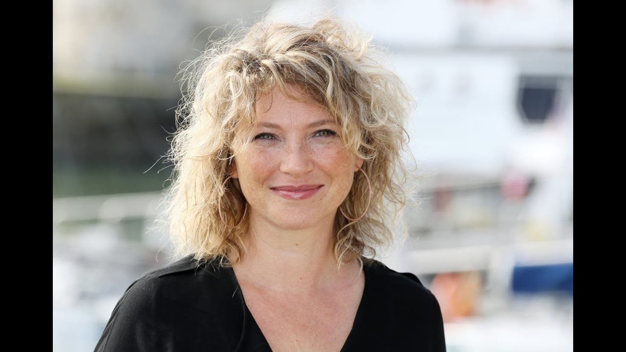 Cécile Bois : à quoi ressemble sa charmante maison à l'écart de la frénésie parisienne ?