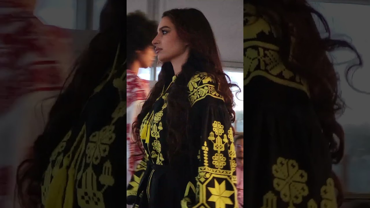 Plongez dans l'univers Ksenya avec des designs qui captivent! #FashionForward