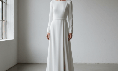 découvrez notre sélection de robes blanches pour mariage civil 2025, alliant élégance discrète et style intemporel pour une journée inoubliable.