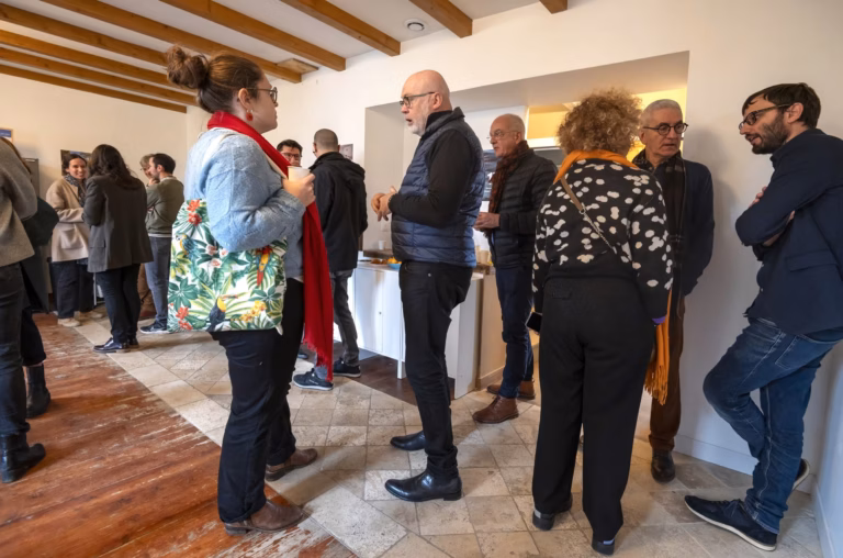 Plongée au cœur de l&rsquo;Art brut à Lausanne : une rencontre exceptionnelle avec des artistes d&rsquo;exception issus des marges